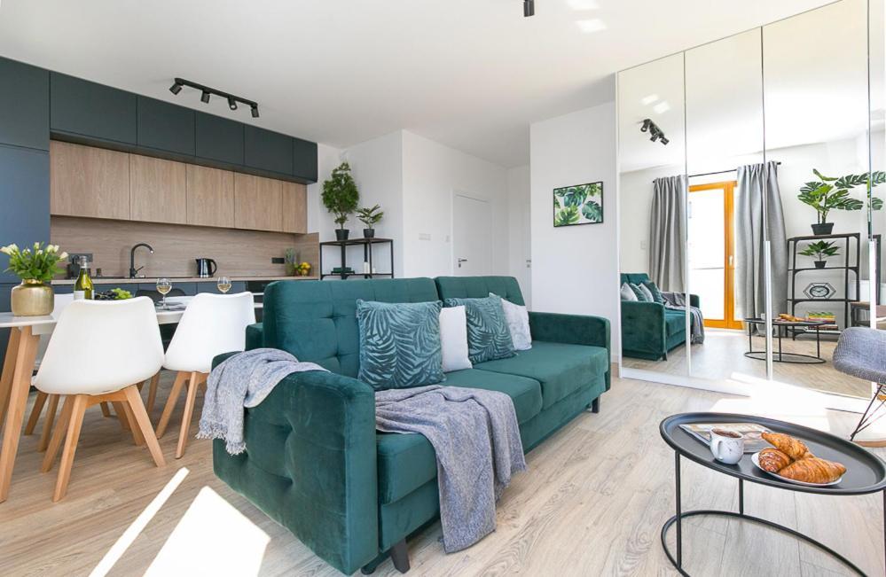 Apartament Black Zajezdnia Wrzeszcz Gdańsk Exterior foto